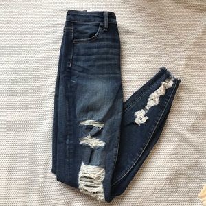 American Eagle Super Hi-Rise Ripped Jegging Size 4